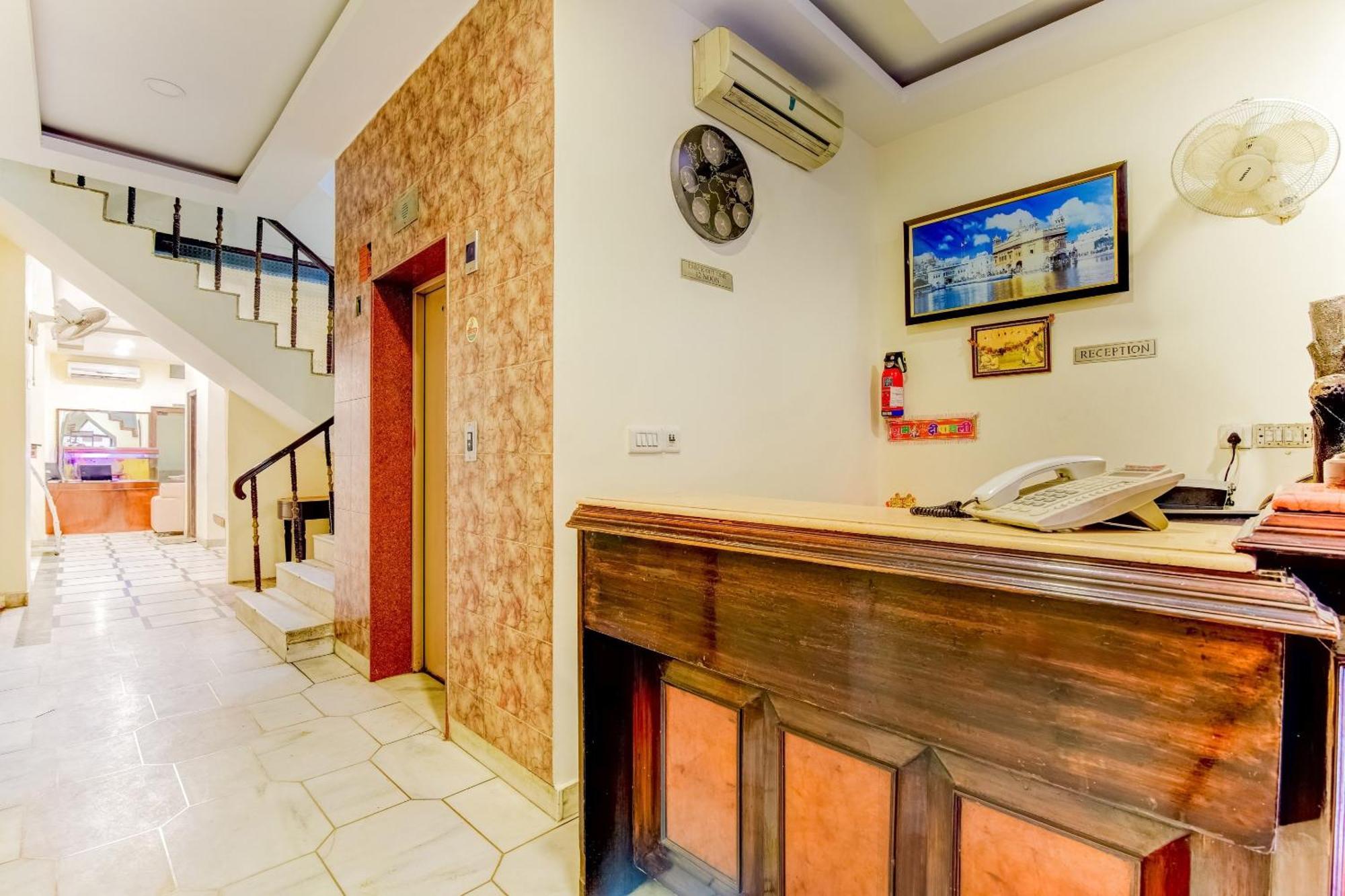 Fabhotel Delhi Darbar Near Karol Bagh Market Екстериор снимка